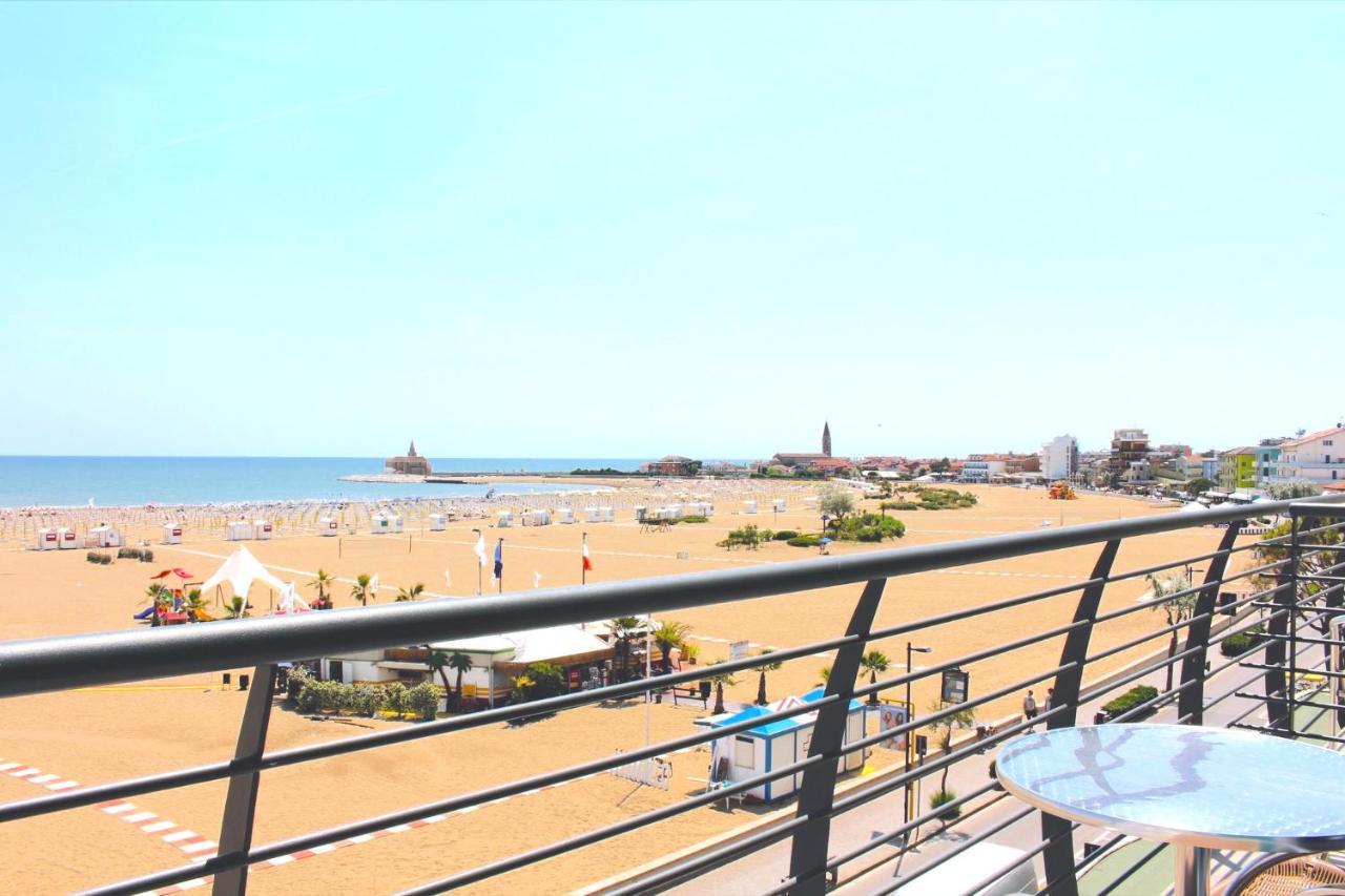 Hotel Riviera Caorle Exterior foto