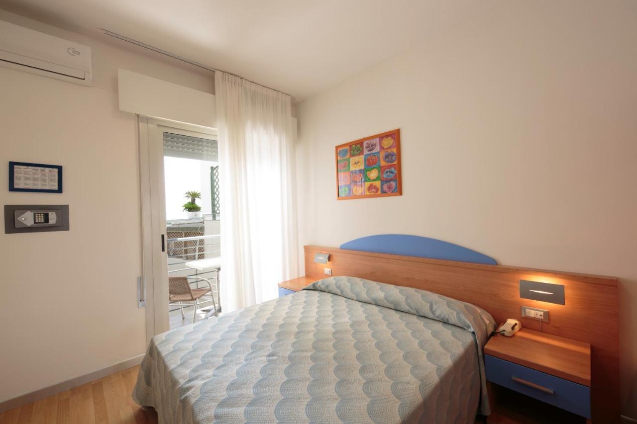 Hotel Riviera Caorle Exterior foto